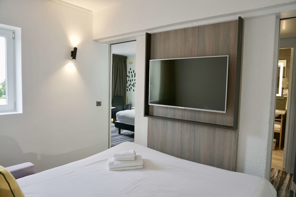 Golden Tulip Roissy Saint Witz 14
