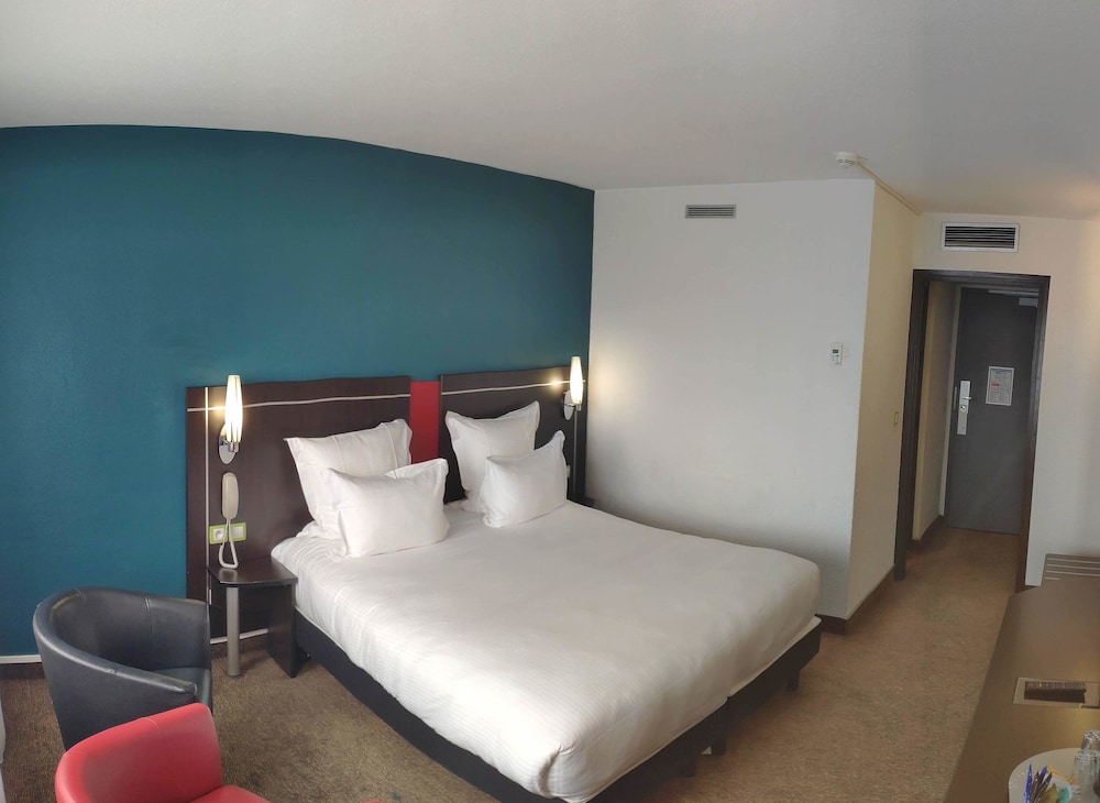 Golden Tulip Roissy Saint Witz 19