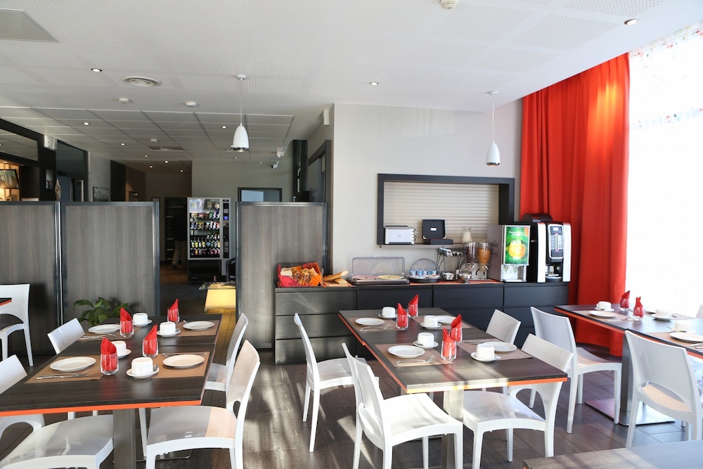 Adonis Paris Sud 24