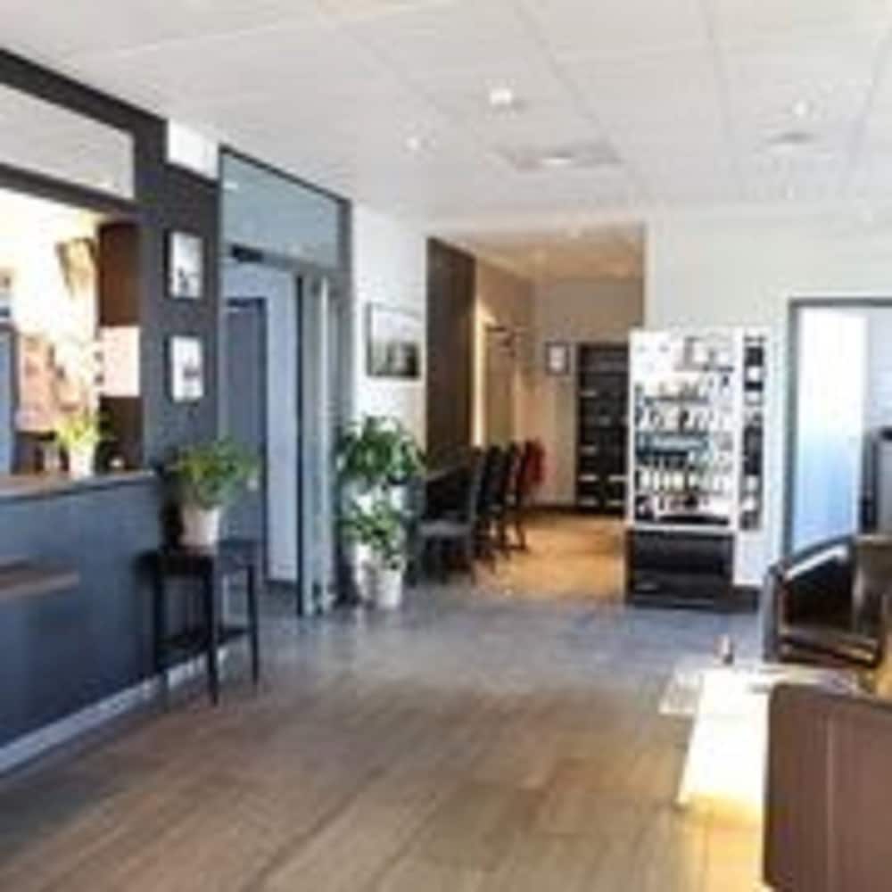 Adonis Paris Sud 5