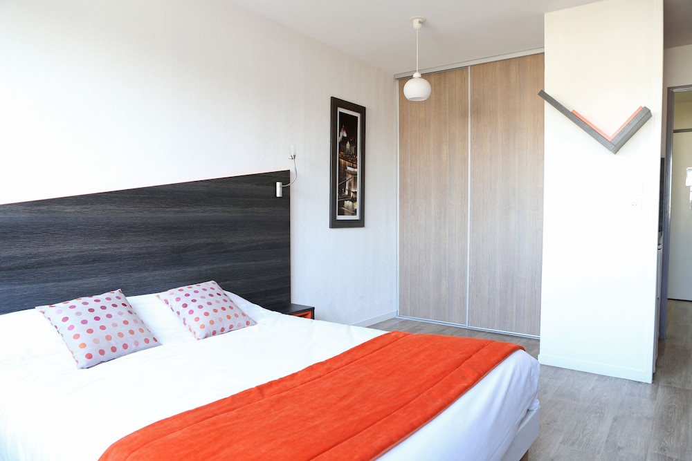 Adonis Paris Sud 6
