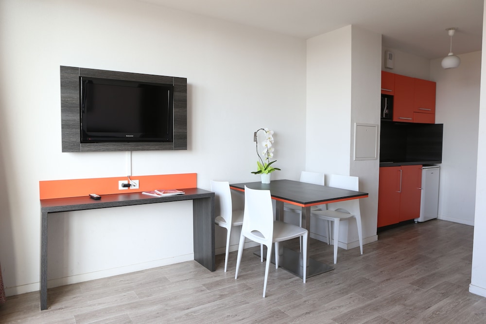Adonis Paris Sud 20