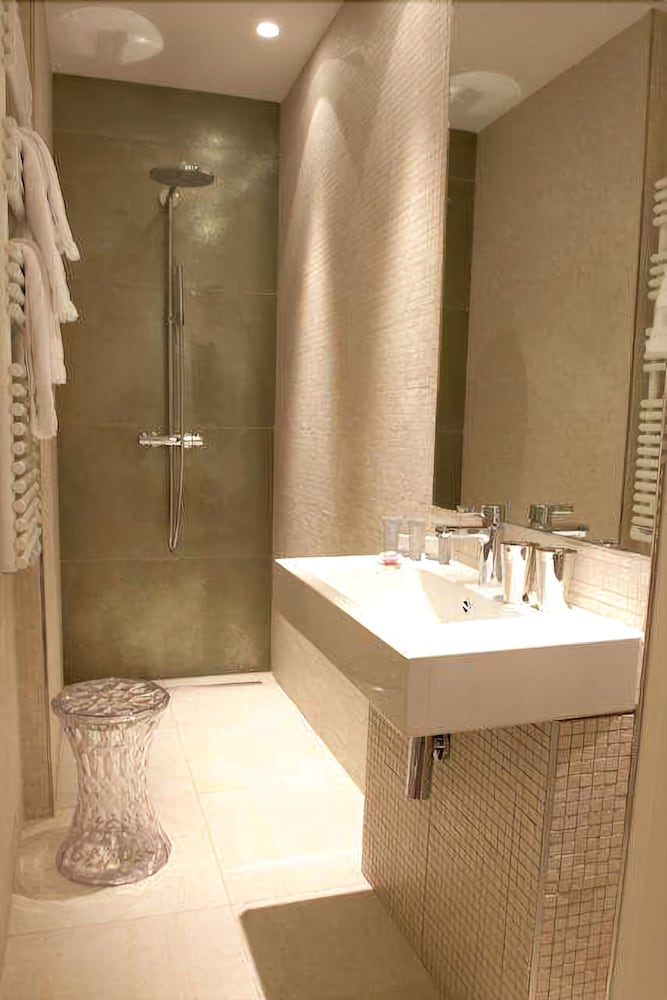 Hotel Le Cesar 15