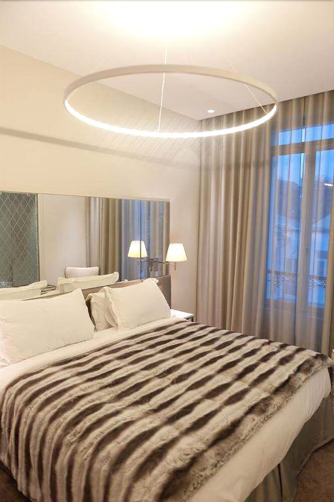 Hotel Le Cesar 8