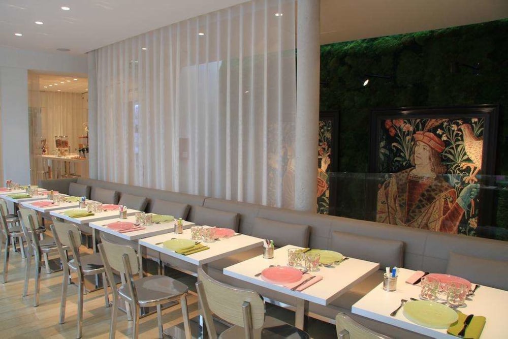 Hotel Le Cesar 20