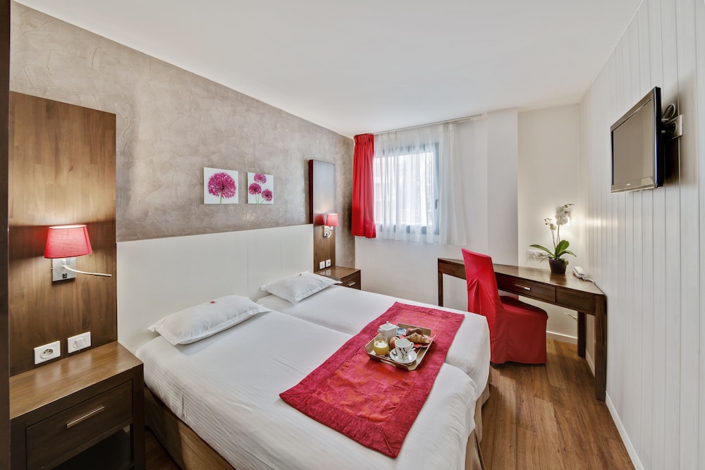 Hotel Paris Pacific Paris-Villejuif 12