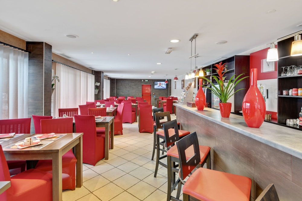 Hotel Paris Pacific Paris-Villejuif 19