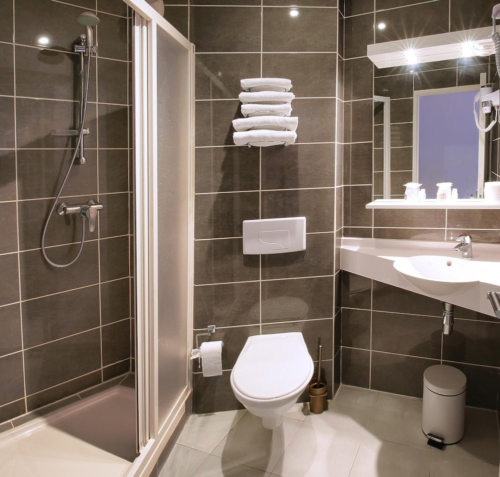 Hotel Paris Pacific Paris-Villejuif 16