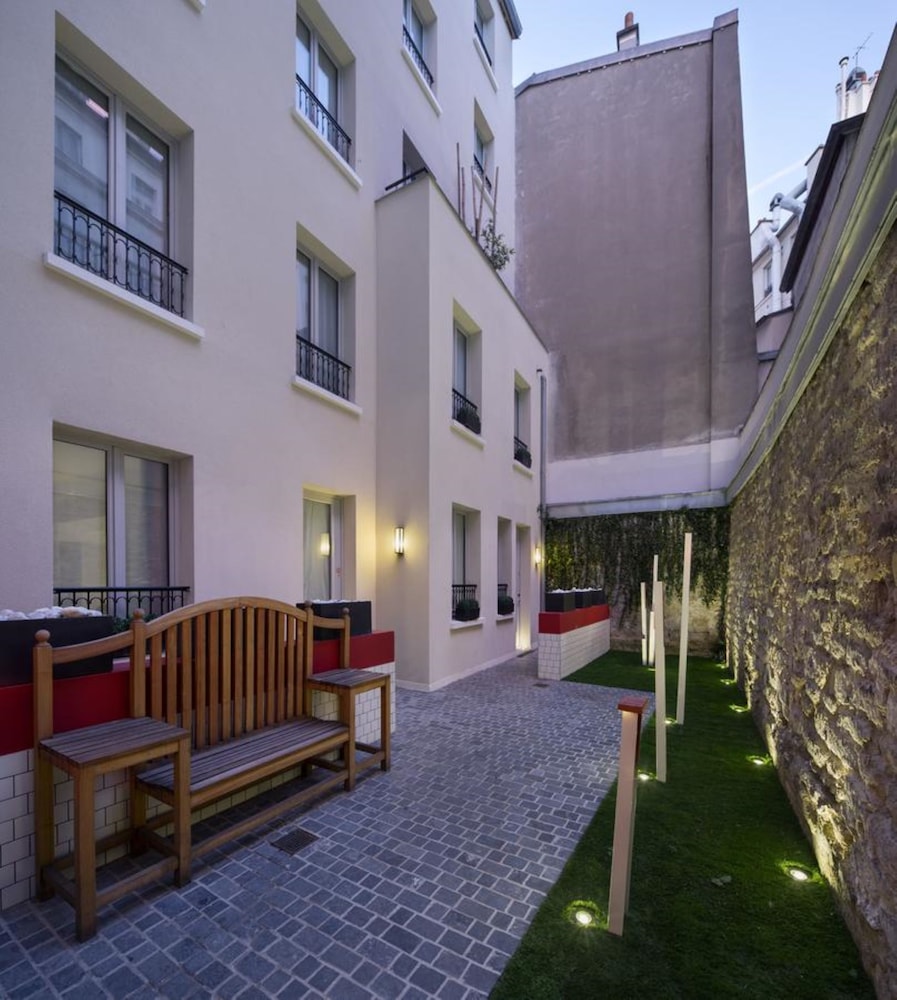Best Western Premier Faubourg 88 20