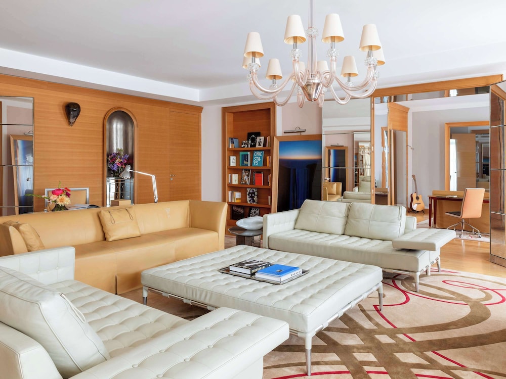 Le Royal Monceau - Raffles Paris 13