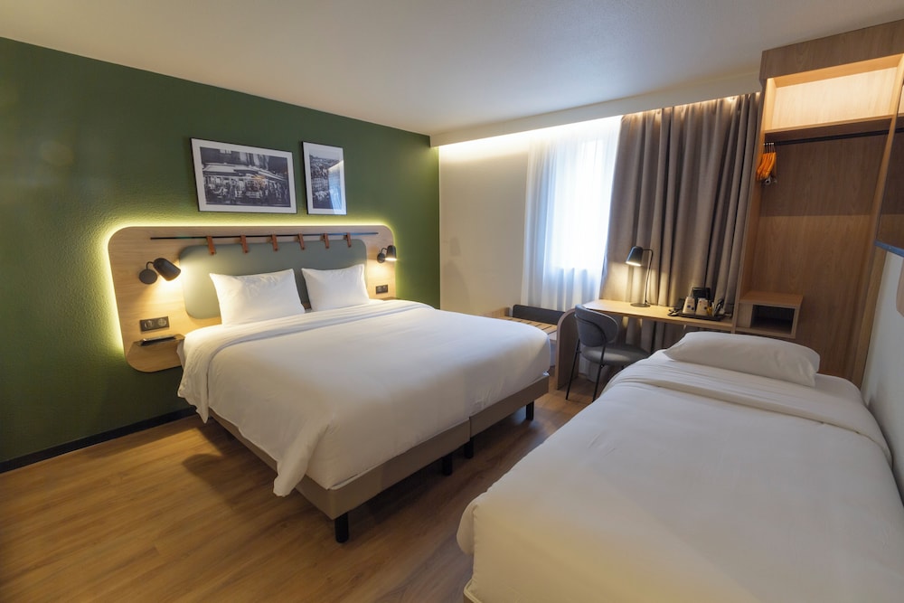 Hotel Campanile Paris 19 - La Villette 15