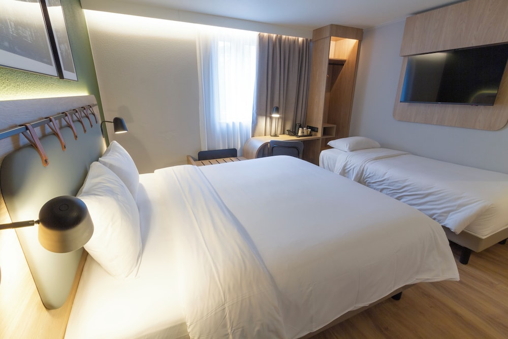 Hotel Campanile Paris 19 - La Villette 16