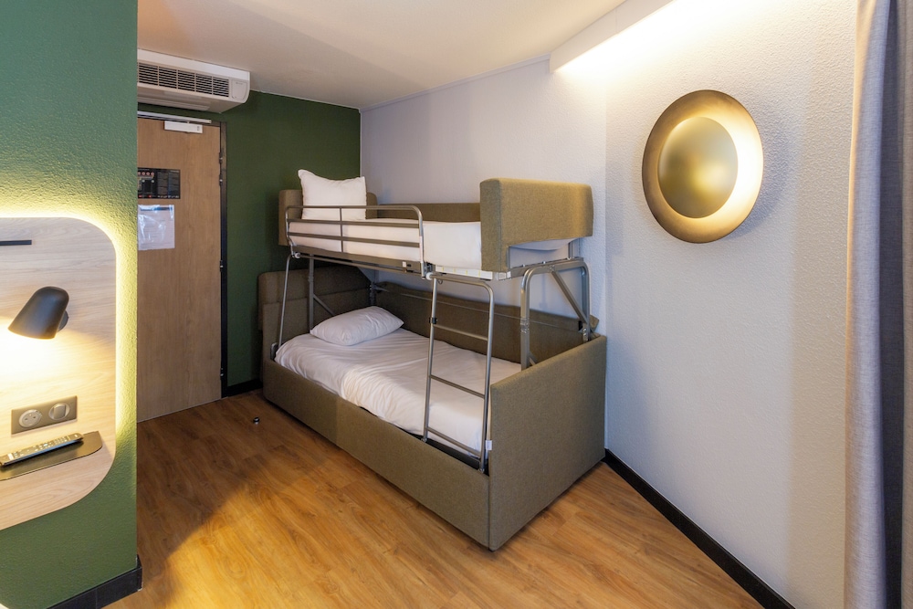 Hotel Campanile Paris 19 - La Villette 18