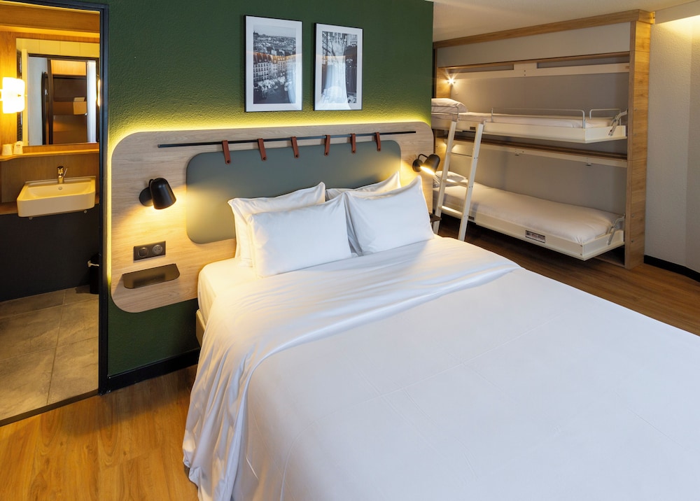 Hotel Campanile Paris 19 - La Villette 20
