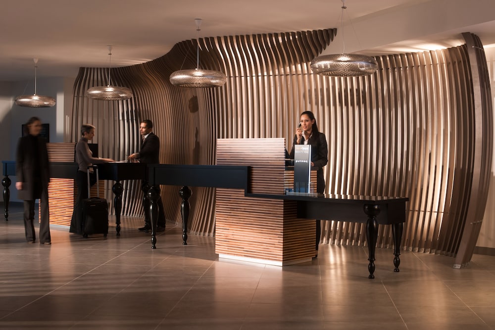 Mercure Paris CDG Airport & Convention 2