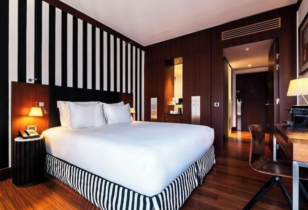 Grand Hôtel Champs-Elysées 14