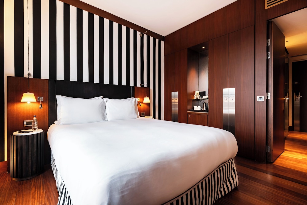 Grand Hôtel Champs-Elysées 22