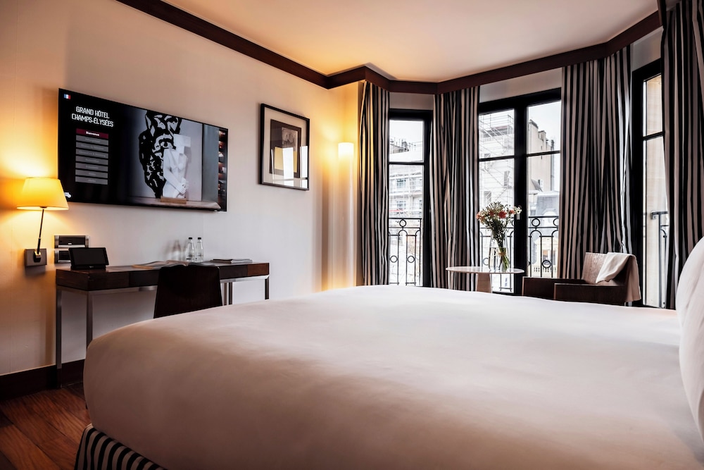Grand Hôtel Champs-Elysées 20