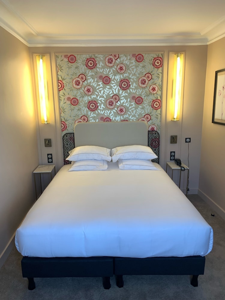 ELSA, Hôtel Paris 11