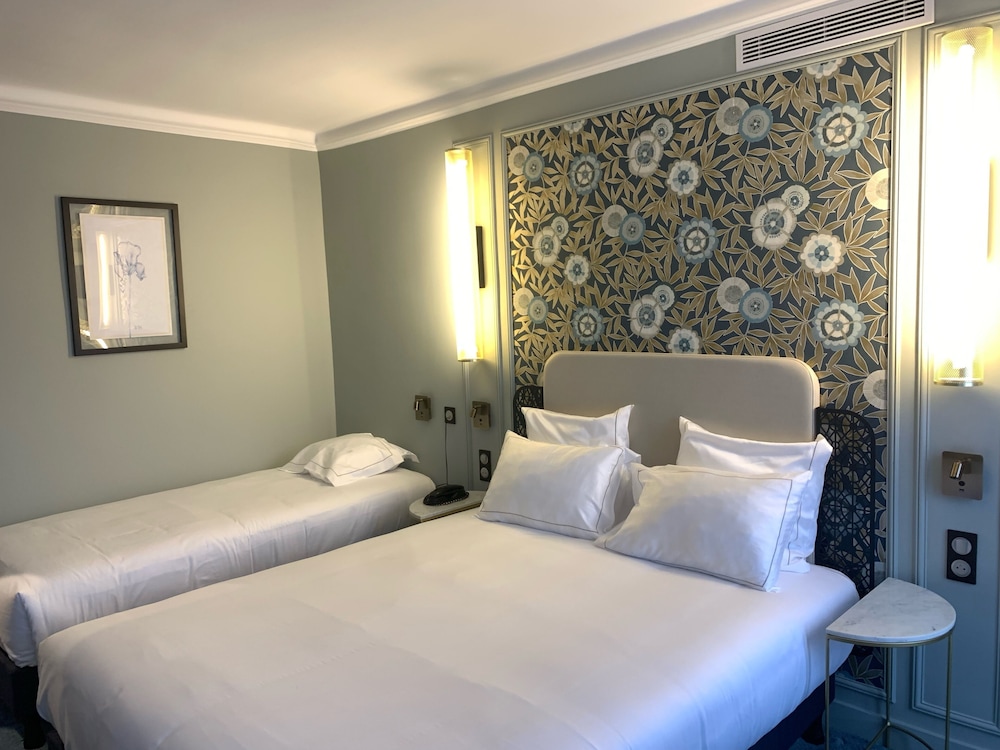 ELSA, Hôtel Paris 16