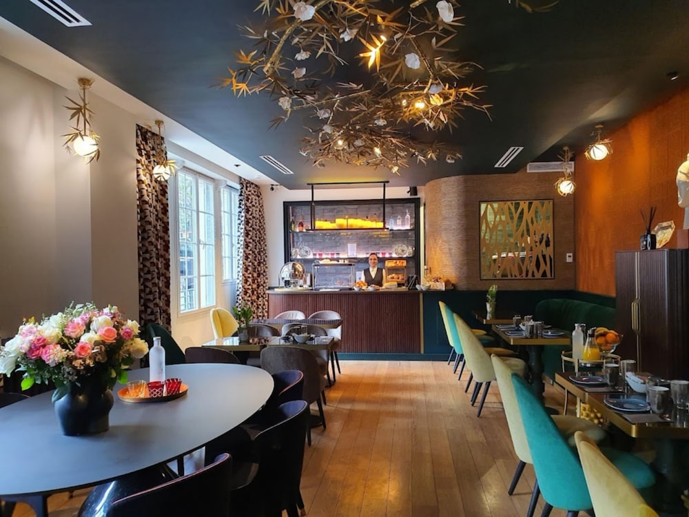 ELSA, Hôtel Paris 6