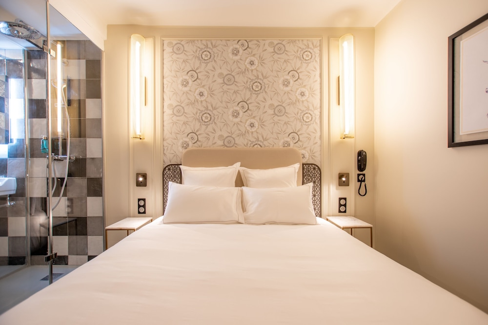 ELSA, Hôtel Paris 21