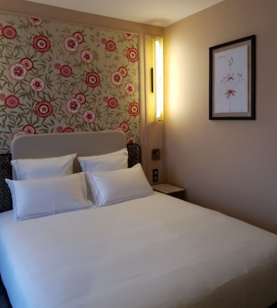 ELSA, Hôtel Paris 7