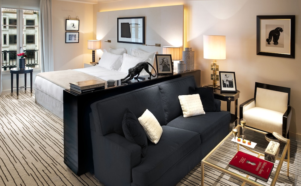 Hotel Montaigne Paris 5