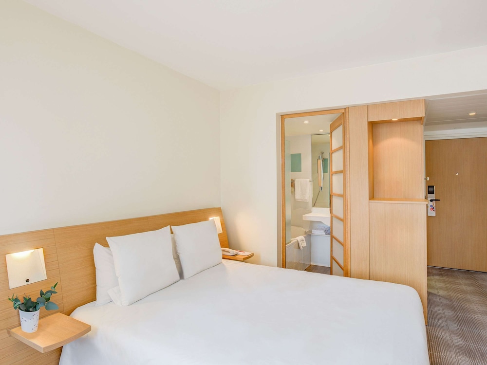 Novotel Paris Rueil Malmaison 18