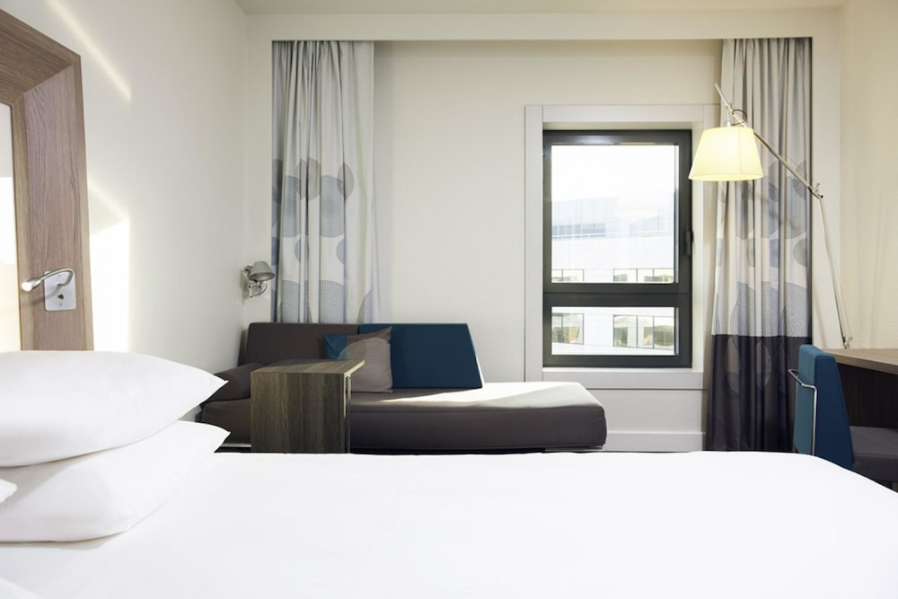 Novotel Paris Rueil Malmaison 7