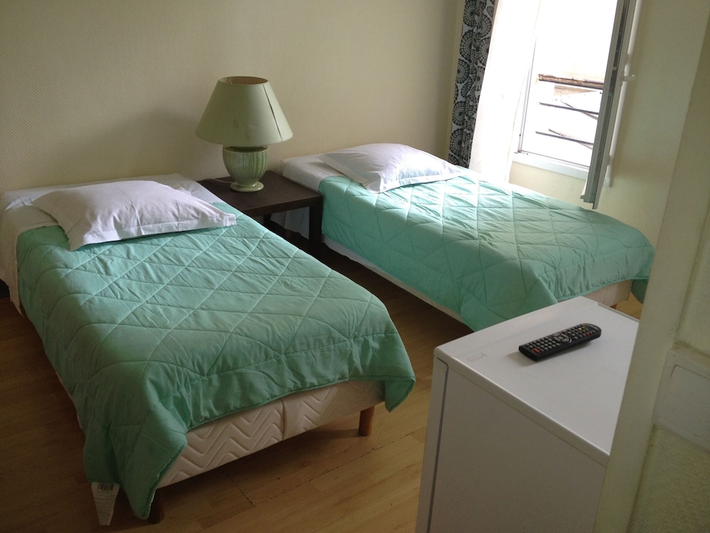 Au Royal Mad Hotel 20