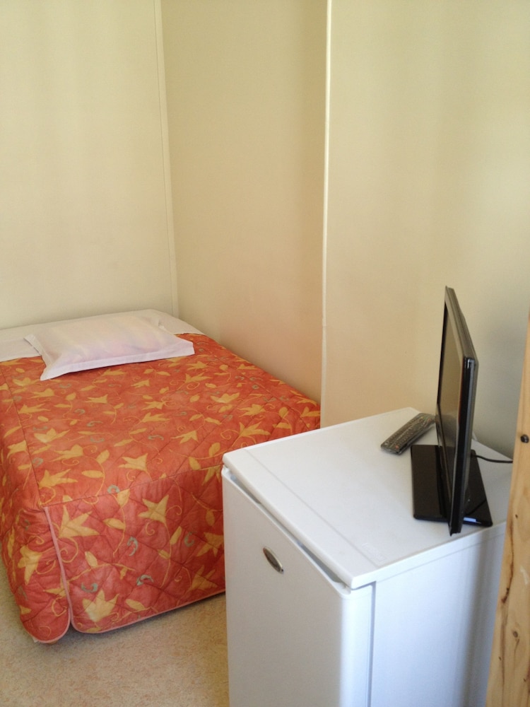 Au Royal Mad Hotel 16