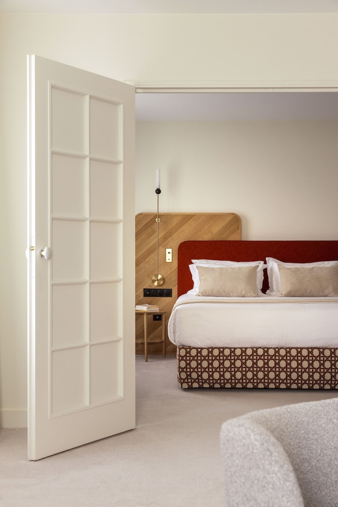 Grand Hôtel Plessis Robinson 22