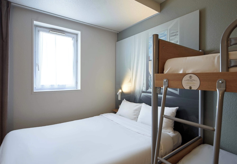 B&B HOTEL Maurepas 16