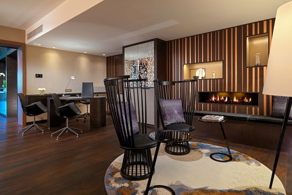 Sheraton Grand Tbilisi Metechi Palace 16