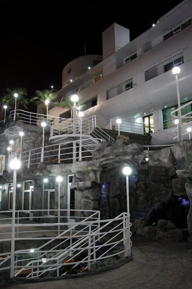 Cruise 21