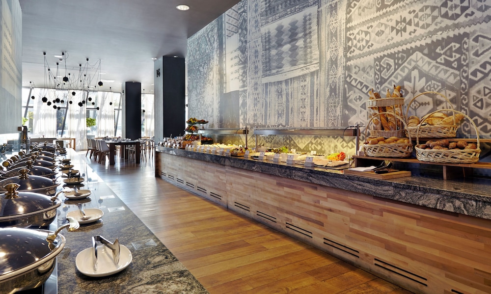 Holiday Inn Tbilisi 23