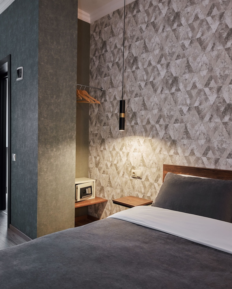 Hotel City 19