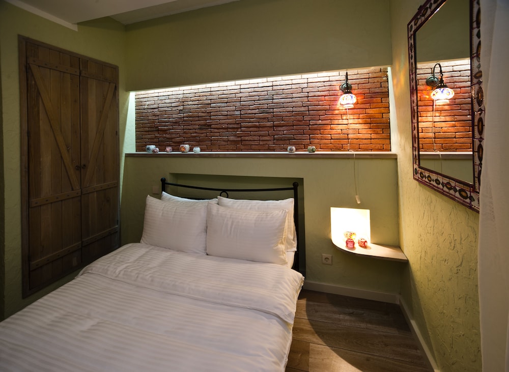 No12 Boutique Hotel 17