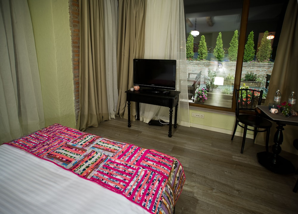 No12 Boutique Hotel 6