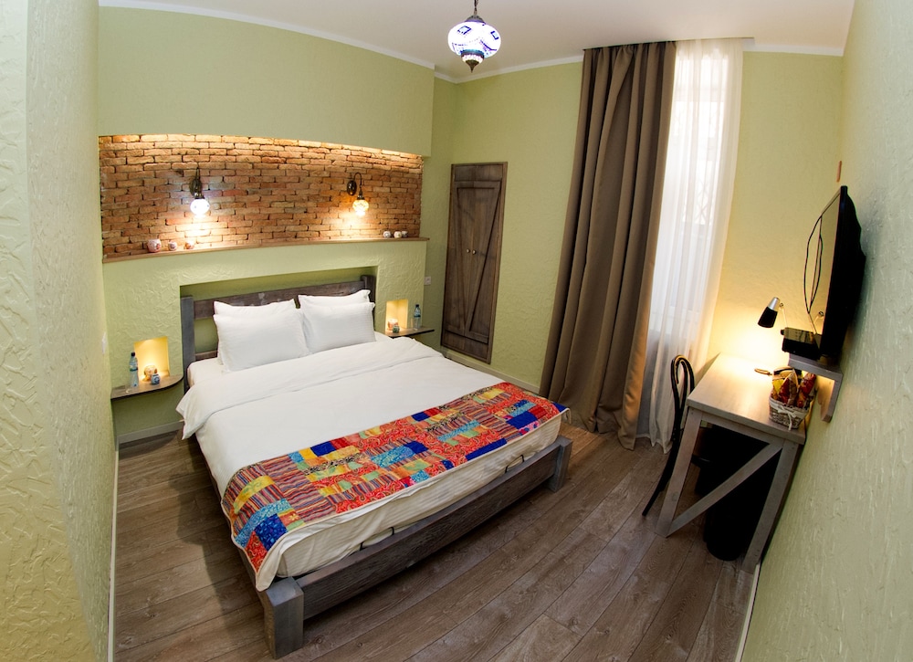 No12 Boutique Hotel 11