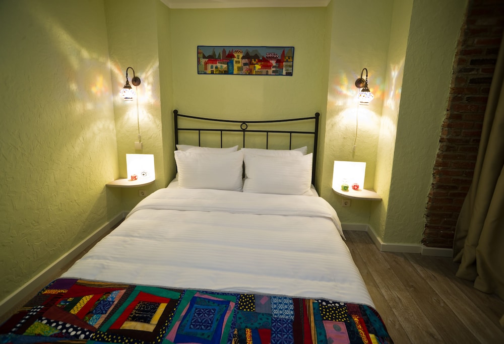 No12 Boutique Hotel 4