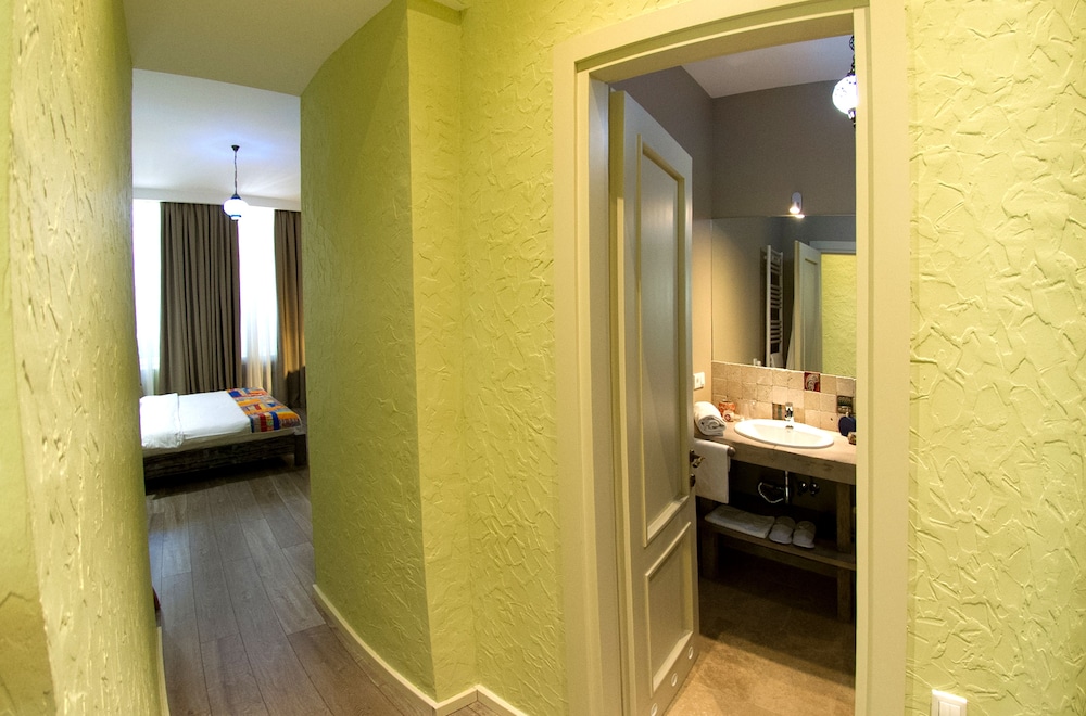 No12 Boutique Hotel 12