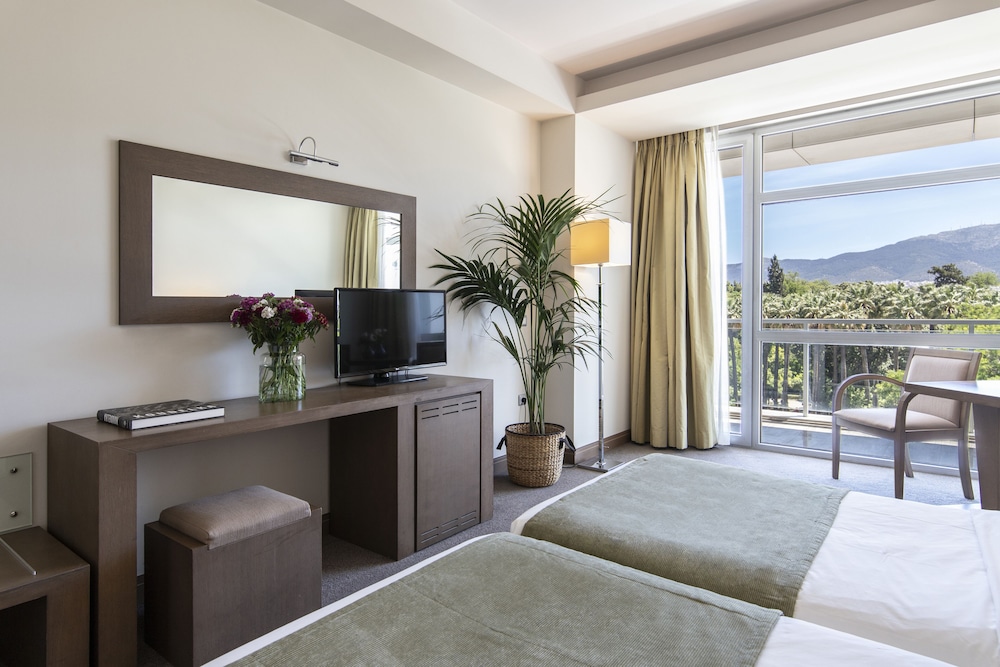 Amalia Hotel Athens 14