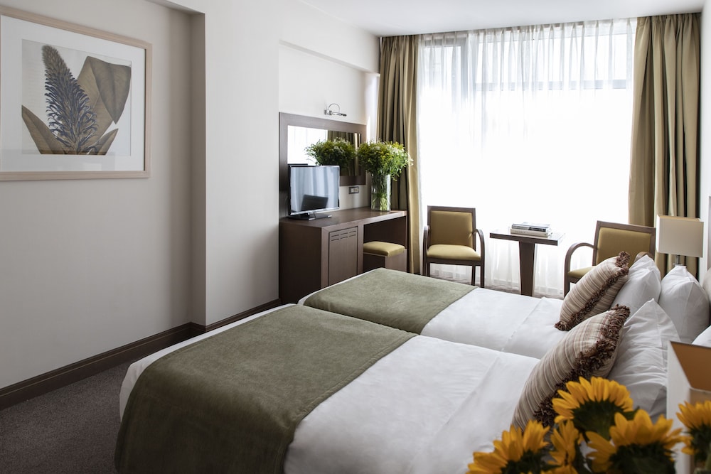 Amalia Hotel Athens 6