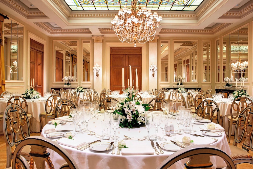 Hotel Grande Bretagne, a Luxury Collection Hotel, Athens 9