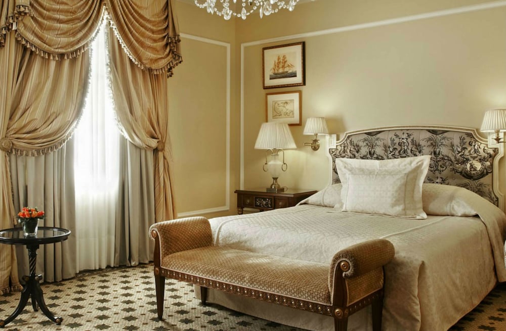 Hotel Grande Bretagne, a Luxury Collection Hotel, Athens 17