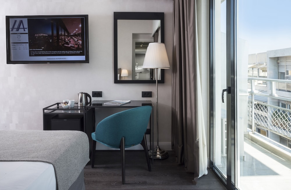 Astor Hotel 8