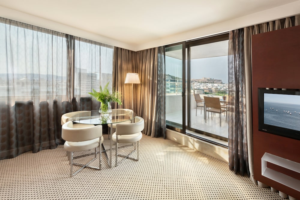 Athenaeum Intercontinental 16
