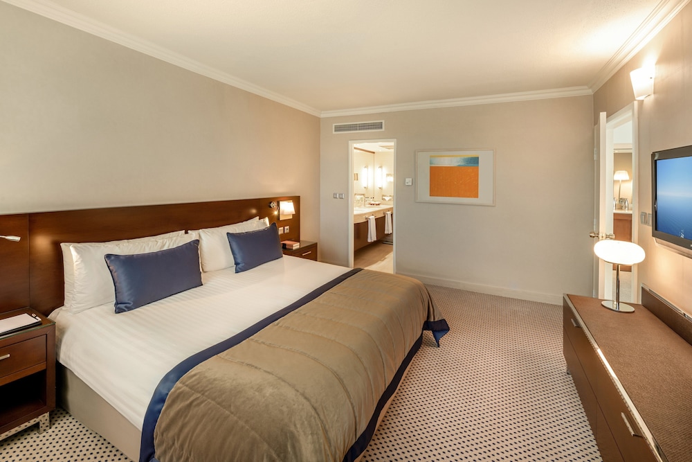 Athenaeum Intercontinental 21